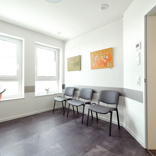 Unsere Praxis - Wartezimmer