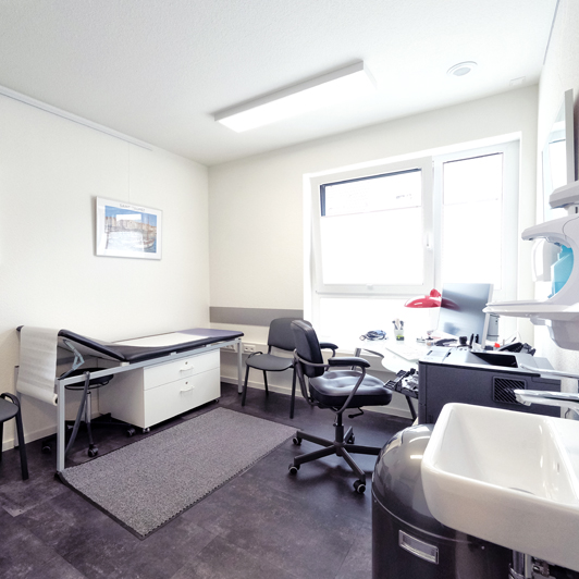 Unsere Praxis - Sprechzimmer 2